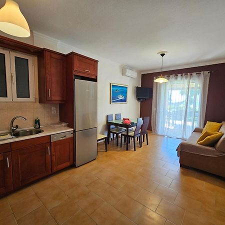 Glyfada Beachfront Apartment A3G Zewnętrze zdjęcie