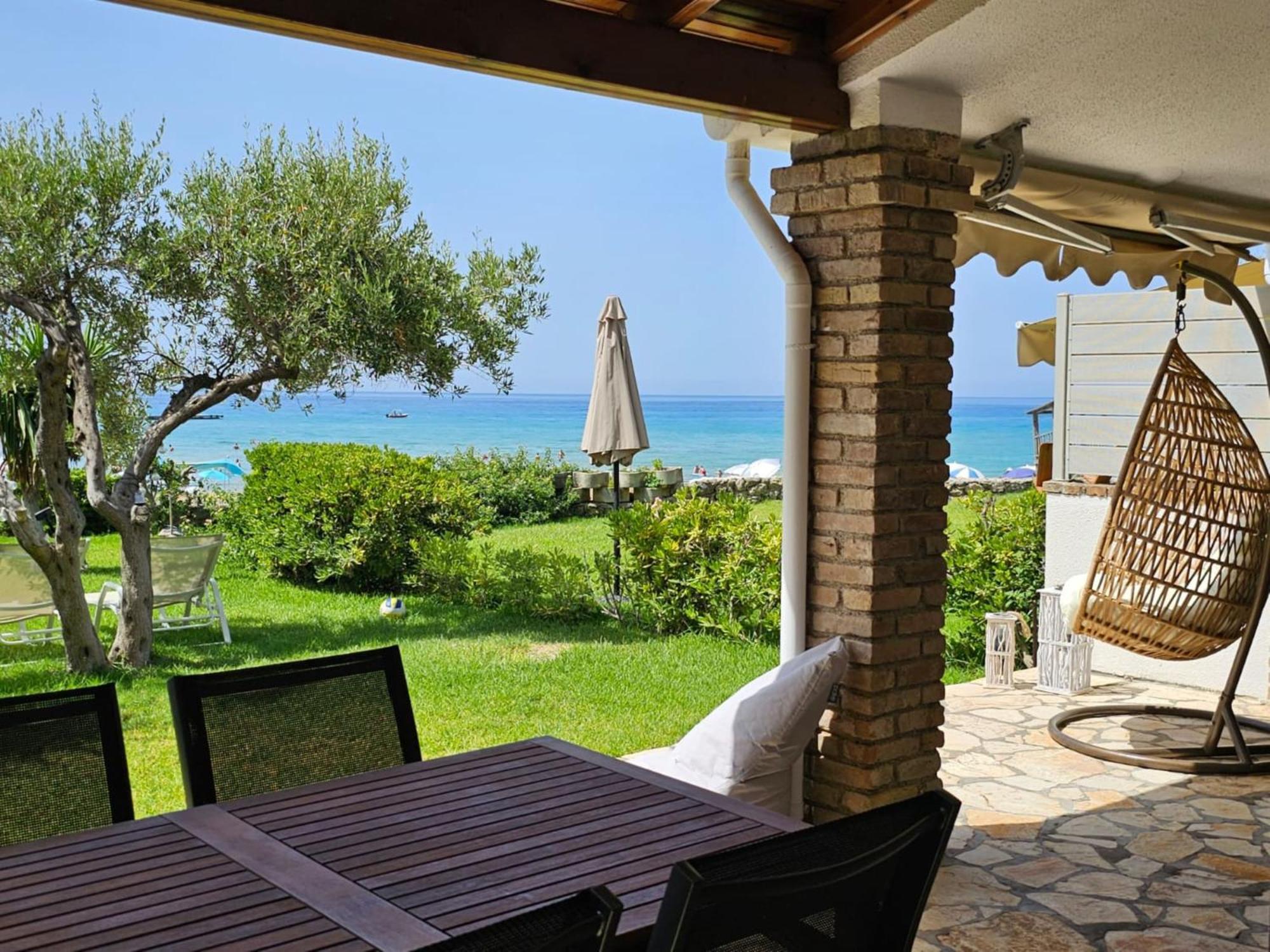 Glyfada Beachfront Apartment A3G Zewnętrze zdjęcie