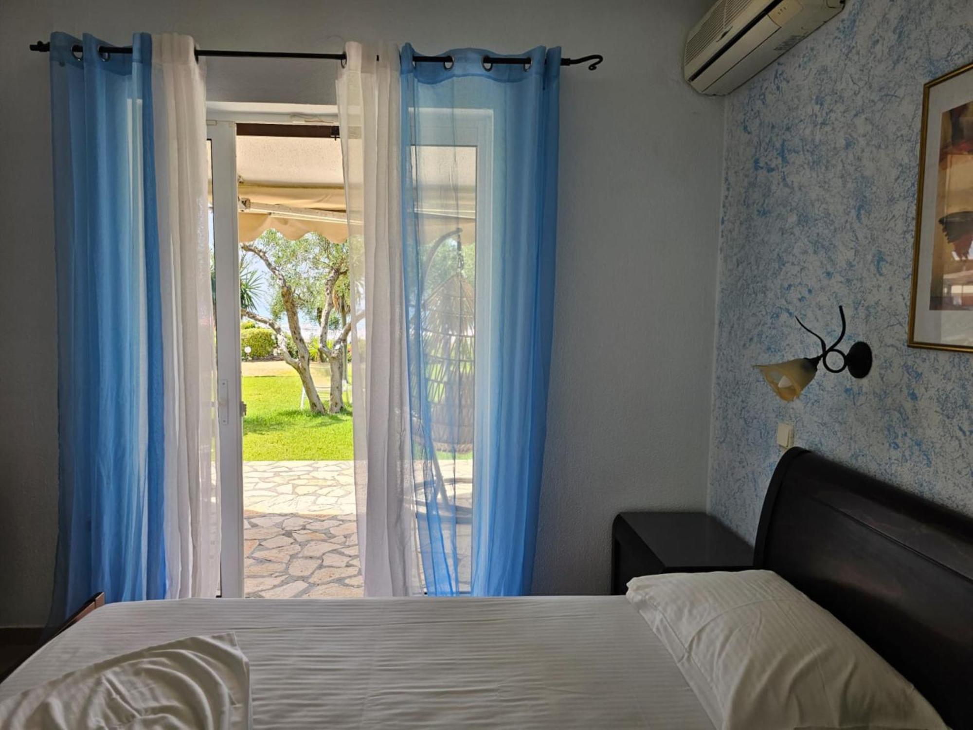 Glyfada Beachfront Apartment A3G Zewnętrze zdjęcie