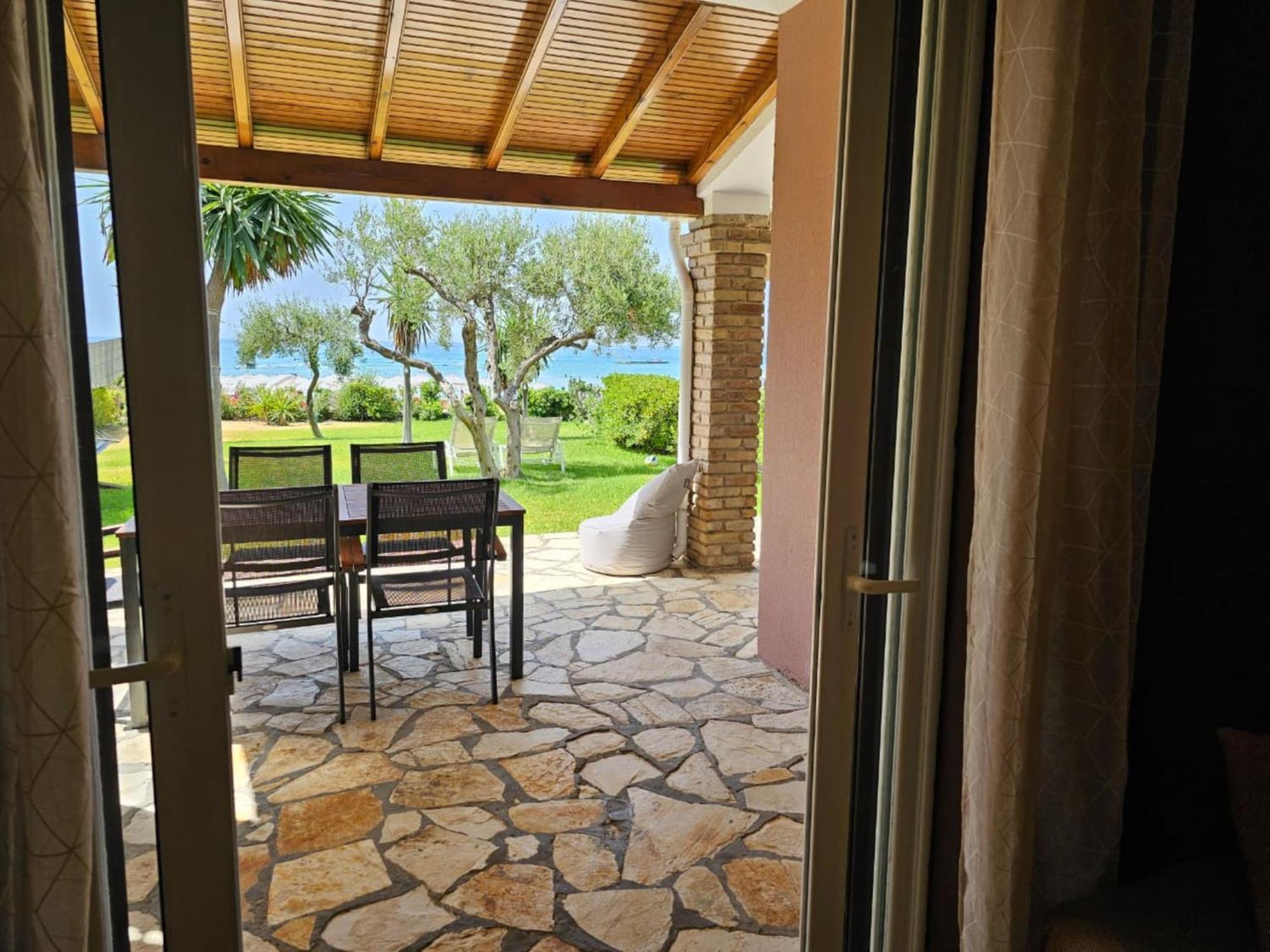 Glyfada Beachfront Apartment A3G Zewnętrze zdjęcie