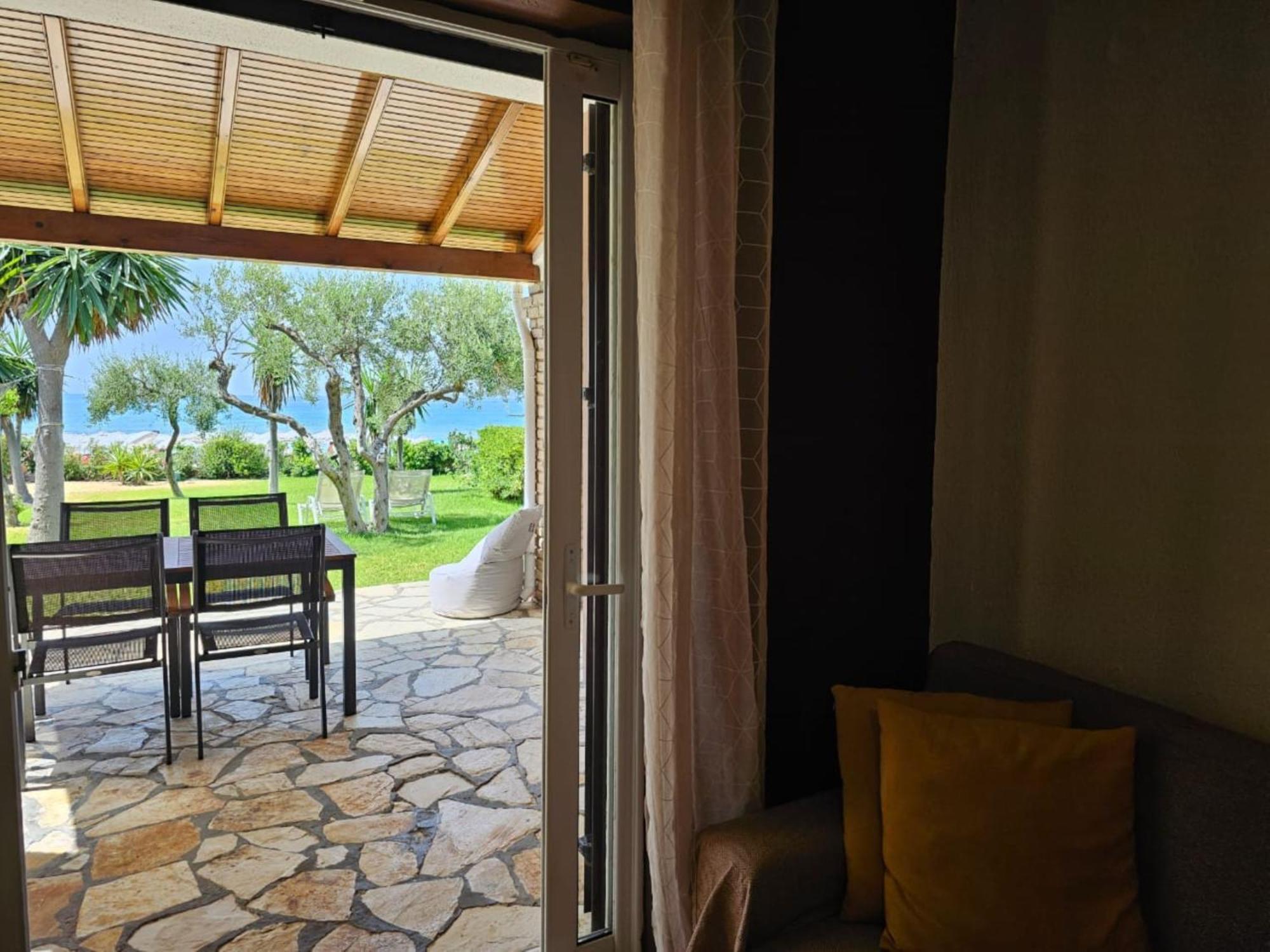 Glyfada Beachfront Apartment A3G Zewnętrze zdjęcie